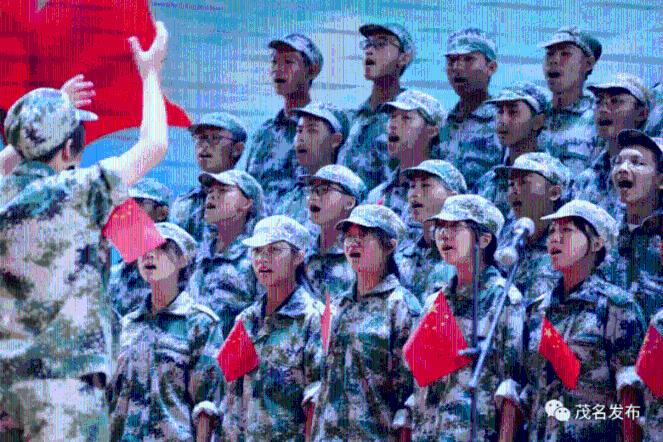小孩四年级成绩下降怎么办呀 专家这样给你说方法